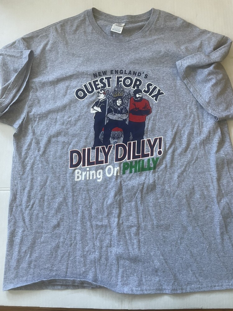 New England Patriots Quest for Six Dilly Dilly Bring on Philly T-shirt 2XL