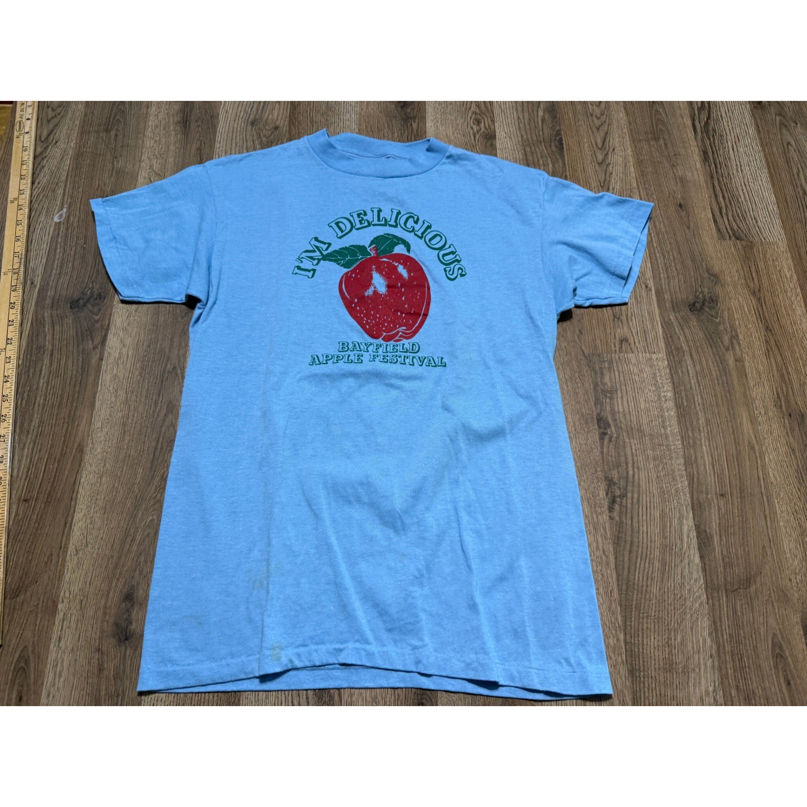 Mens Shirt Men’s Medium? Red Blue Green I’m Delicious Bayfield Apple Festival