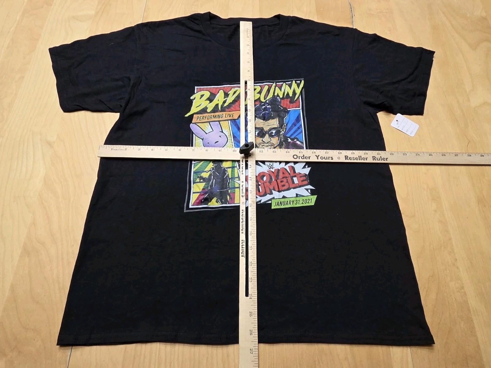 Bad Bunny WWE Royal Rumble 2021 T Shirt Mens Large Black Graphic Wrestling Tee gallery