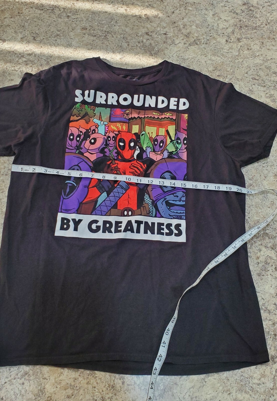 Marvel Surronded by Greatness Shirt Men L Short Sleeve Deadpool Black Cotton Tee gallery