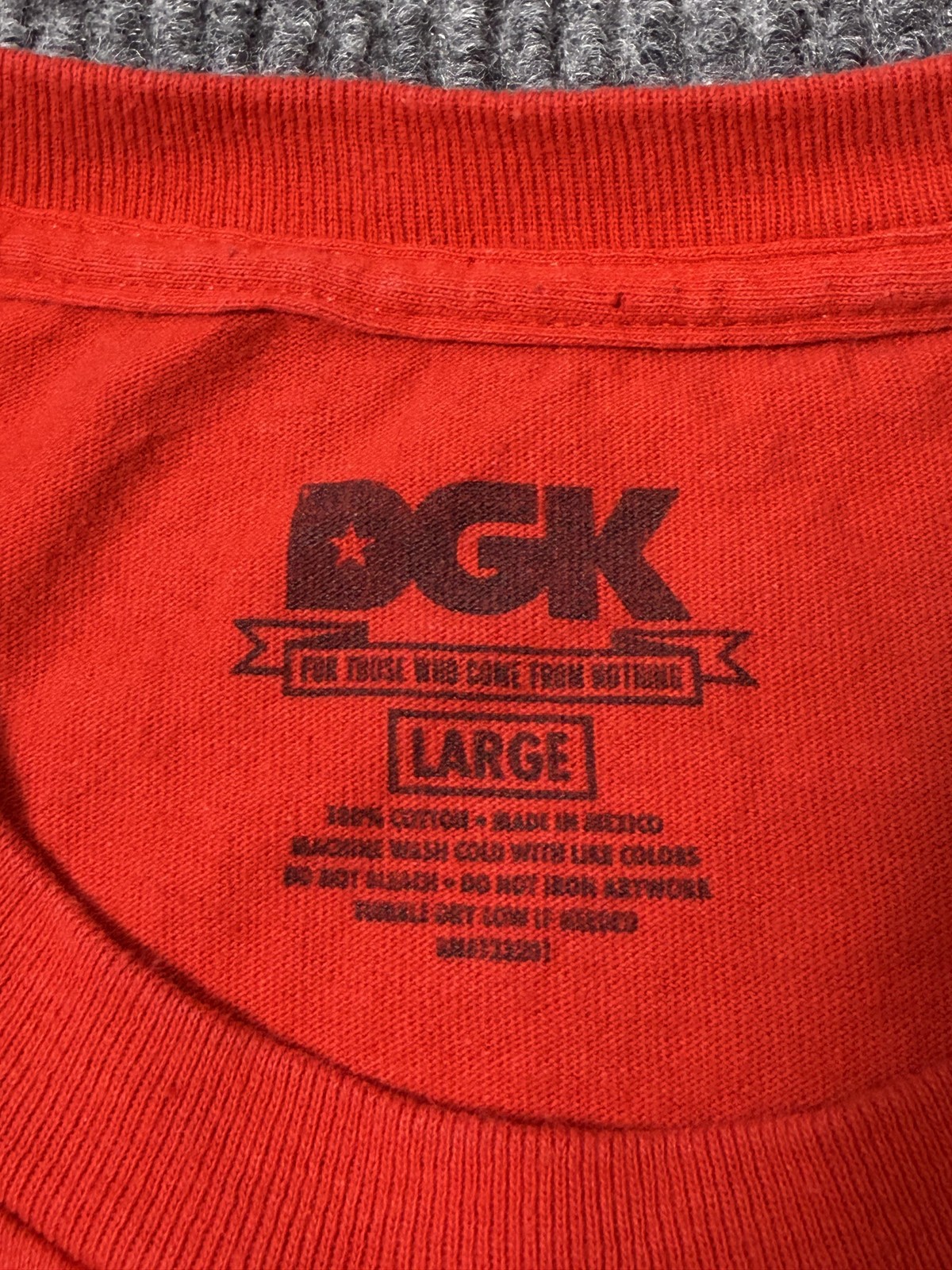 DGK Shirt Mens Large Skull Rose Money Chain Mask Skate Tee Streetwear Red White gallery