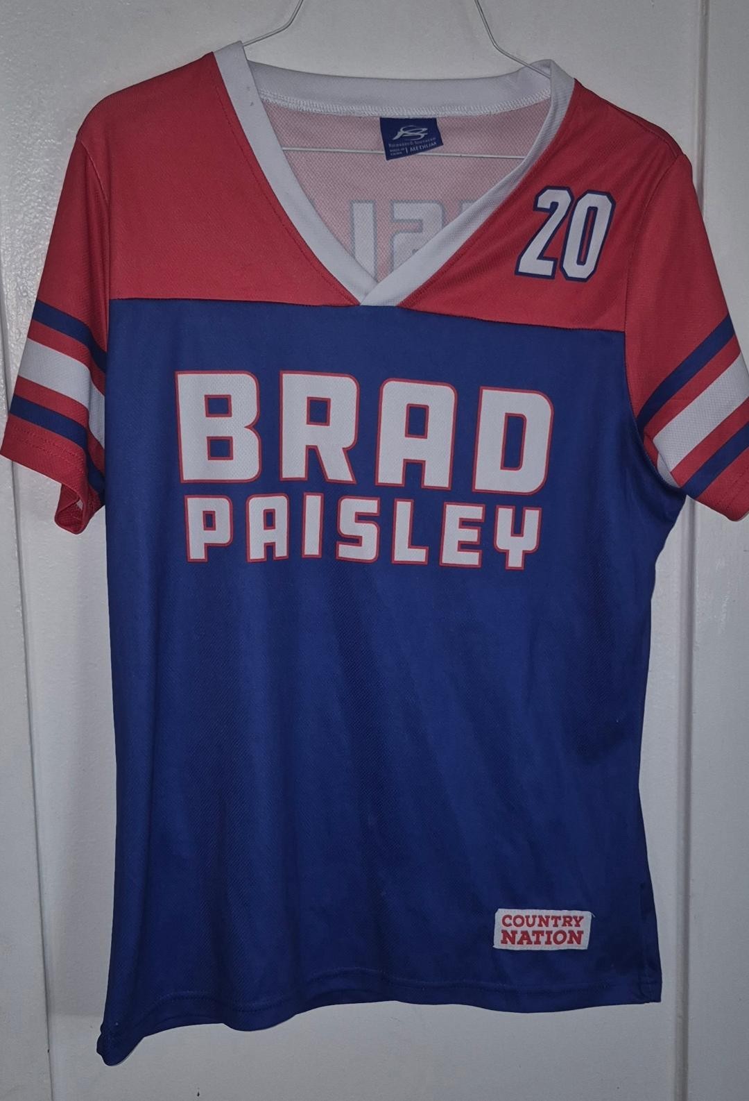 Bard Paisley Woman's Jersey T Shirt Concert Tour M Medium gallery