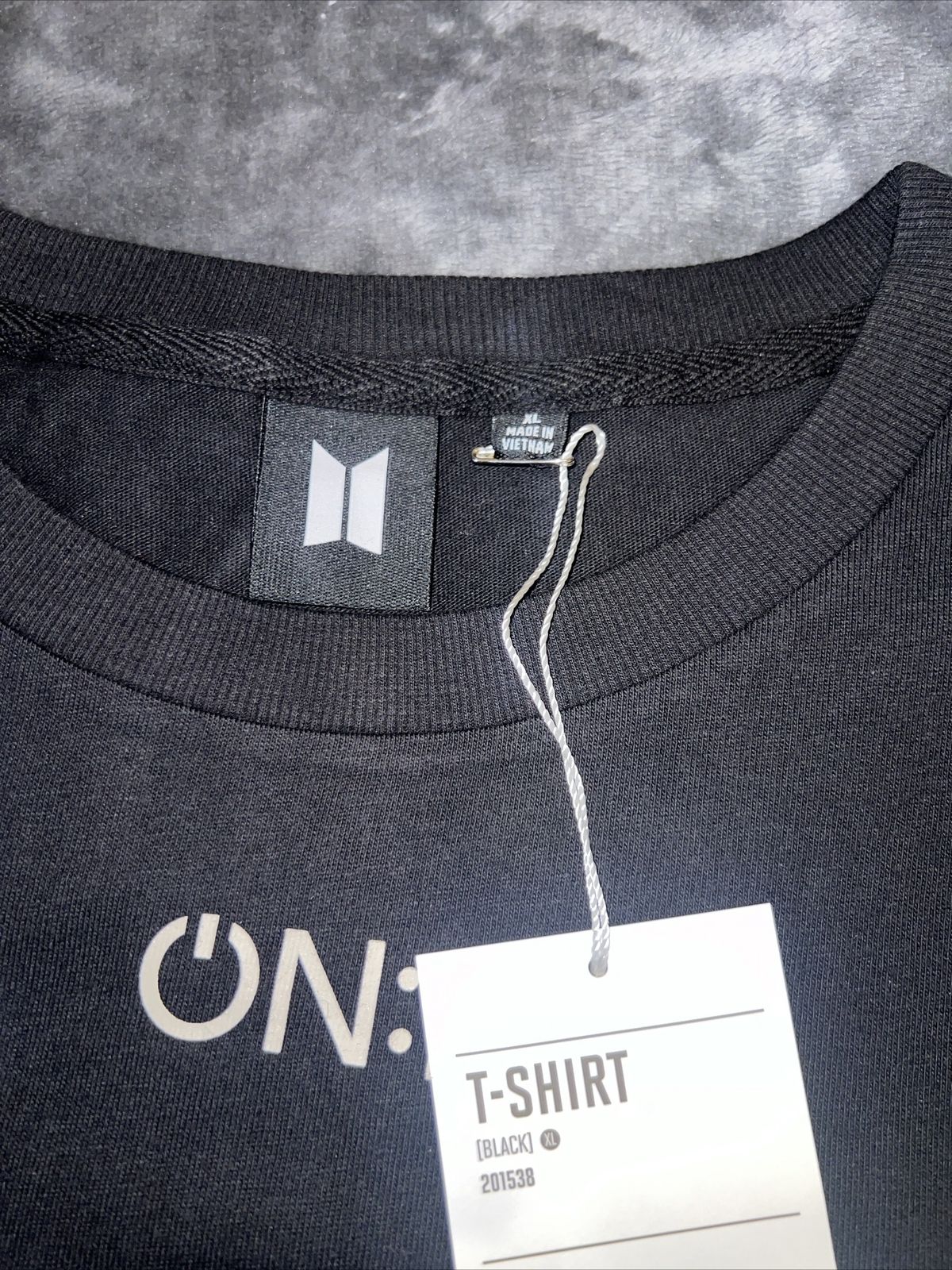 XL Official BTS Map Of The Soul Tour ON:E T-SHIRT gallery