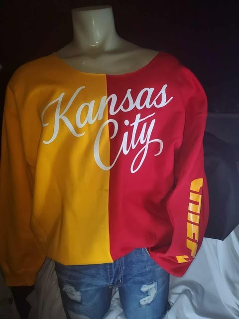 KC CHIEFS GLITTER KANSAS CITY raw edge sweatshirt cold shoulder off shoulder