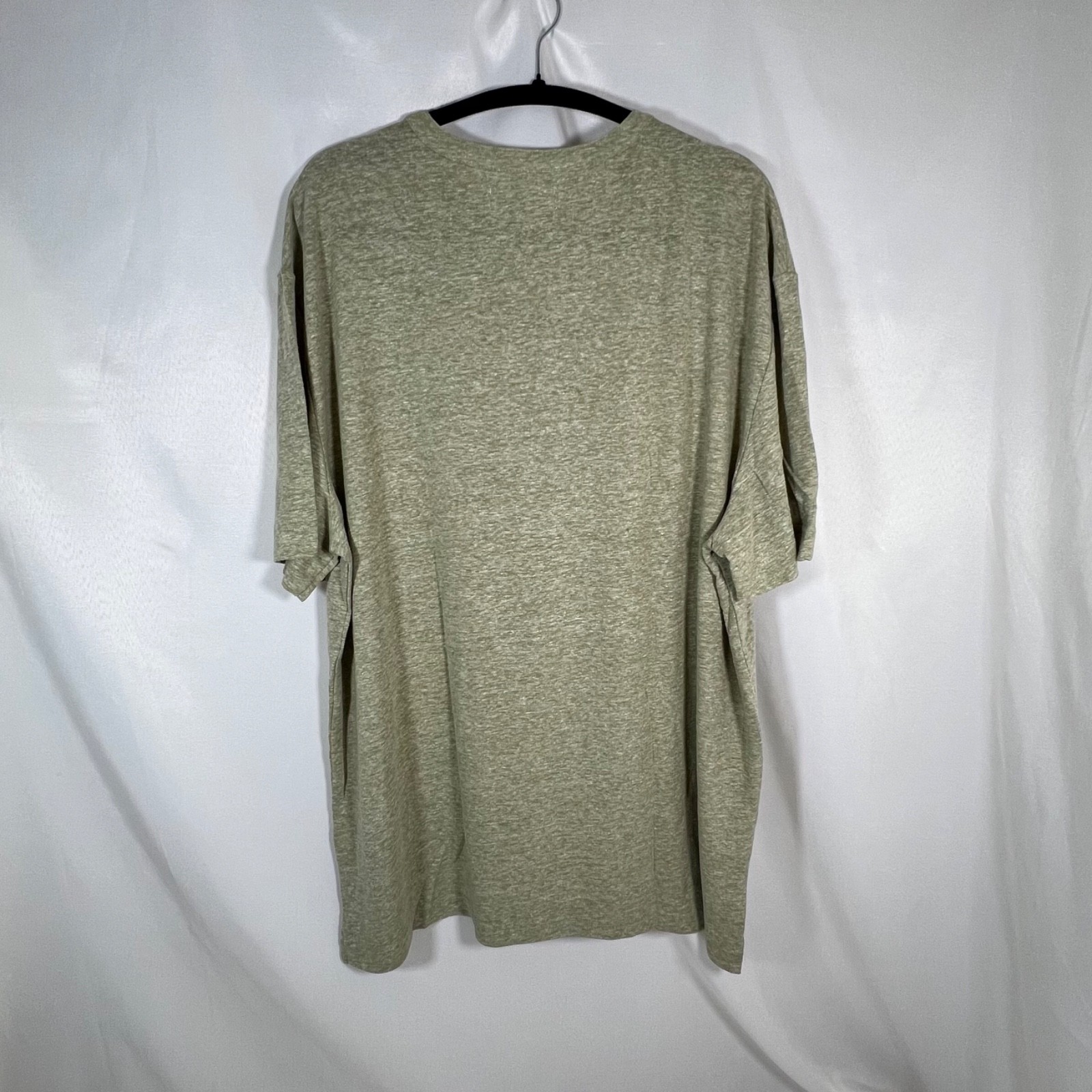 Banana Republic Men's Linen-Blend Henley T-Shirt - Size XL Tall - NWT gallery