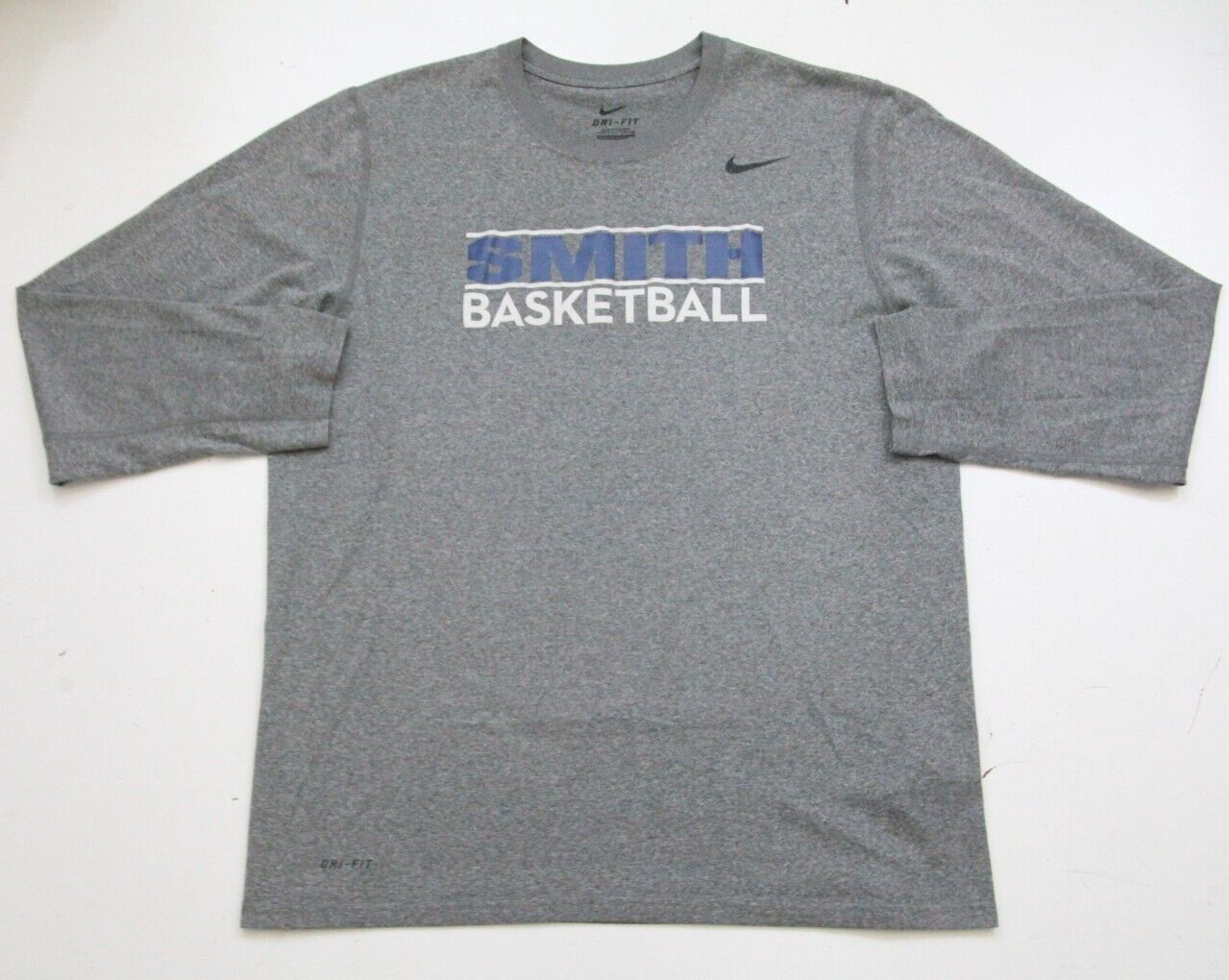 Large Nike Gray Crewneck Smith Basketball T-Shirt Long Sleeve Polyester 1575