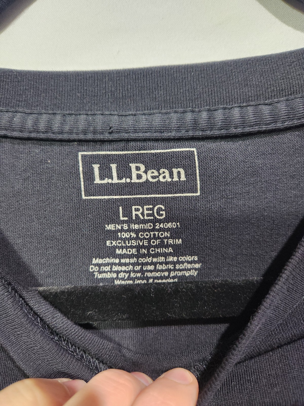 L.L Bean Men's Black Carefree Unshrinkable Tee Traditional Fit Long-Sleeve Large gallery
