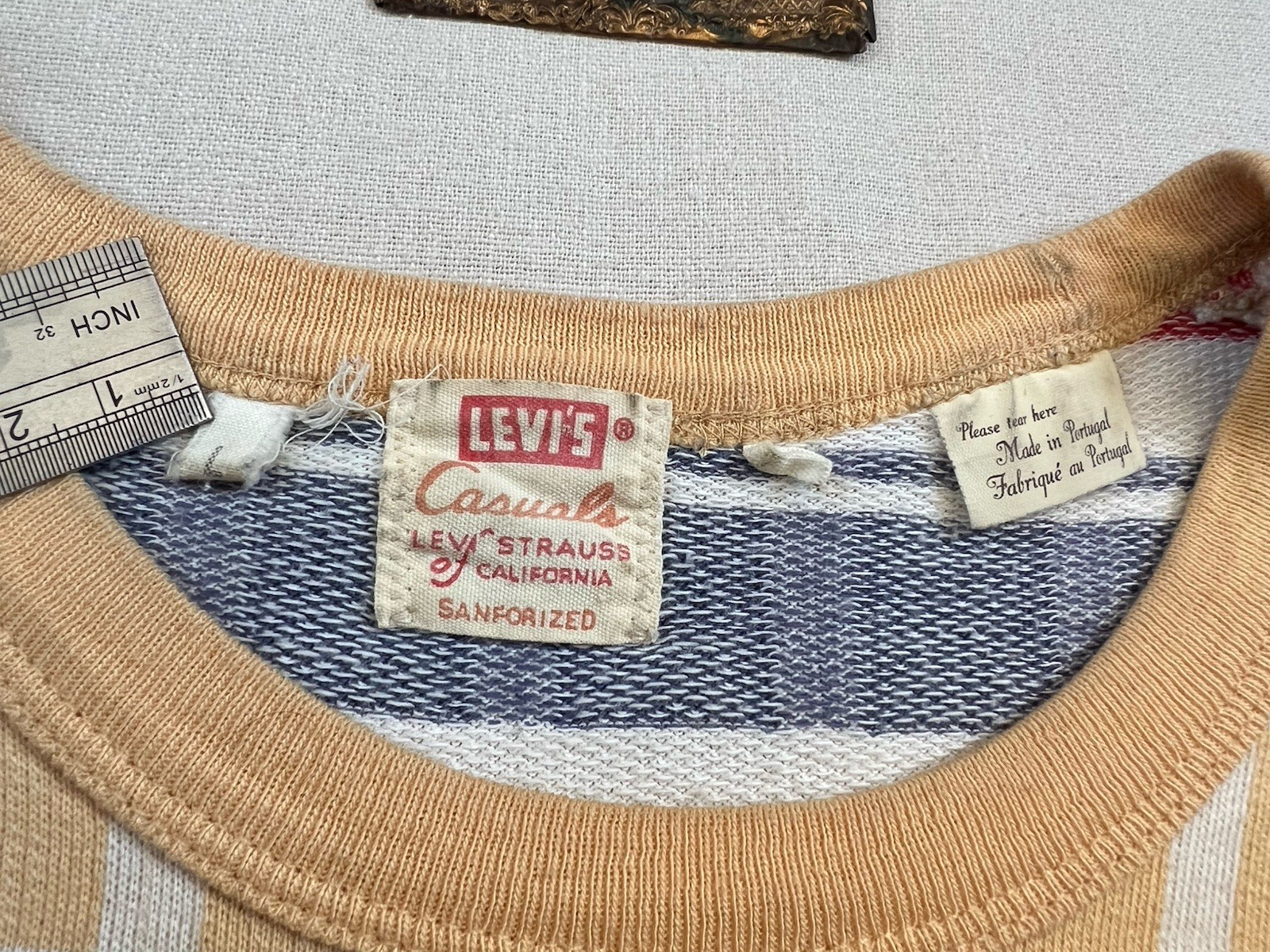 LVC T-Shirt L 60s Casuals Levi's Vintage Clothing 2018 Rare Design Single Stitch gallery