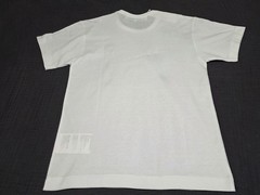 NEW COMME des GARCONS PLAY CDG Embroidered Red Heart White Tshirt Small