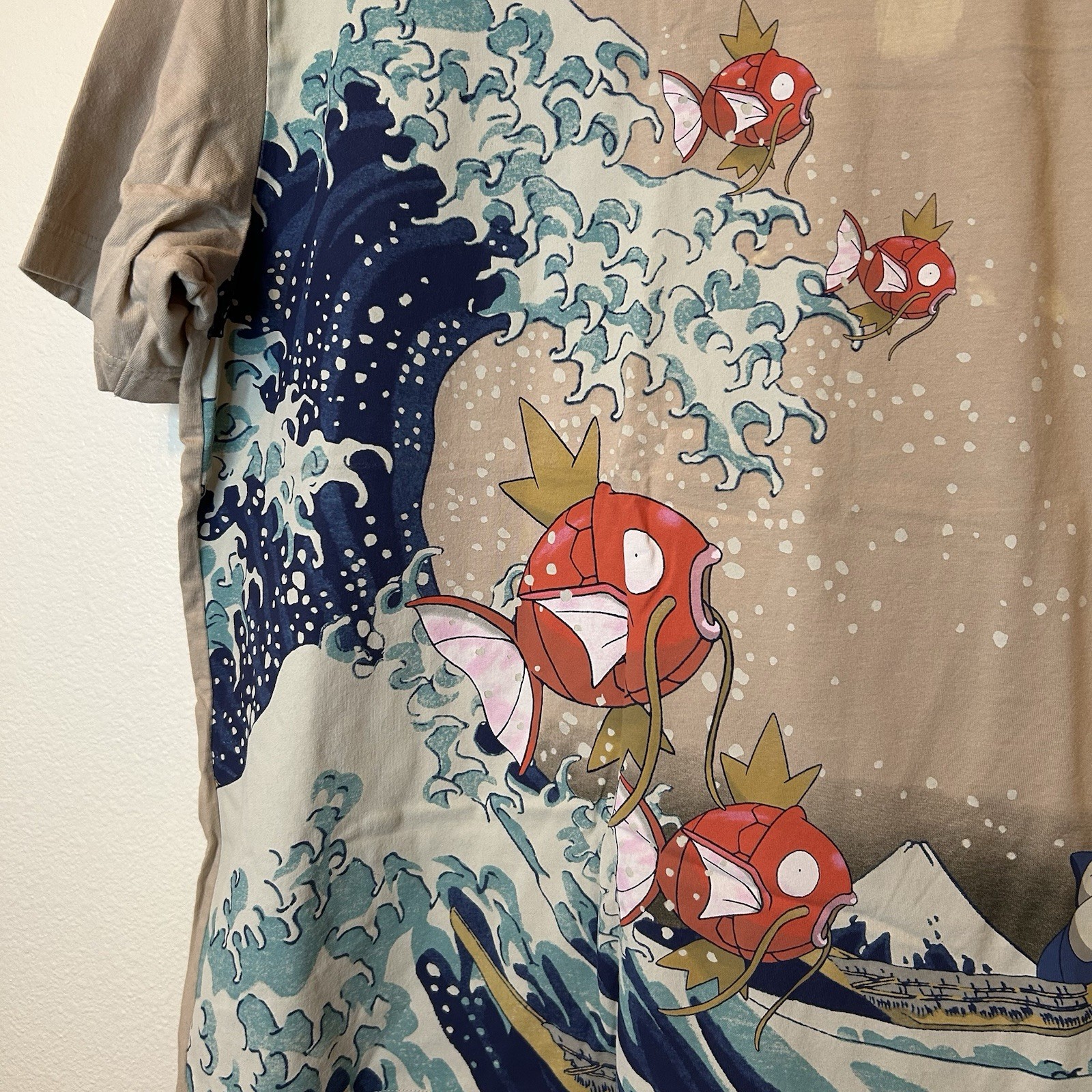 Pokemon Uniqlo Magikarp Snorlax Great Wave Off Kanagawa Hokusai UTGP Anime BG20 gallery