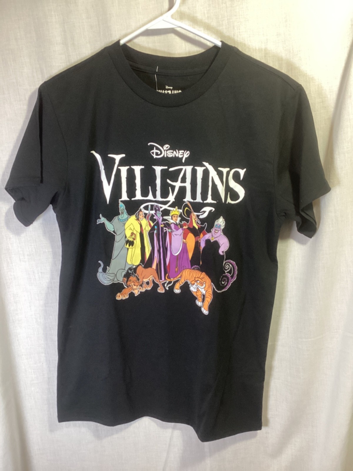 Disney Villains Black Medium Cotton Blend New with Tags T Shirt T7