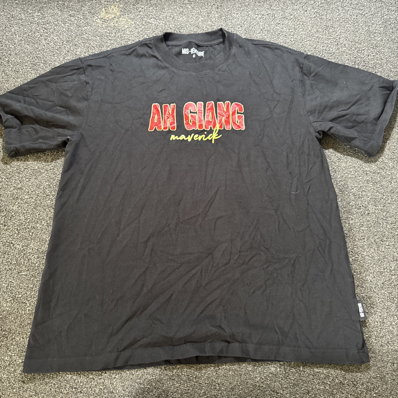 Mis Venture Men Size XL Black Vietnamese T-Shirt An Giang Maverick gallery
