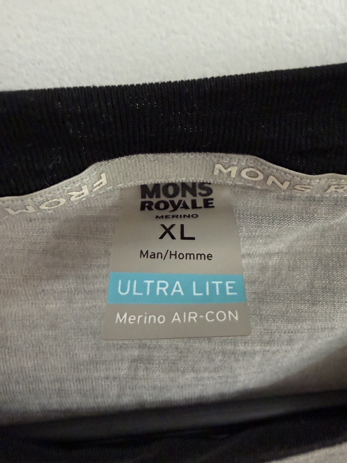 Mons Royale Icon Merino Air-Con Ultralight Longsleeve T-Shirt Mens Black Size XL gallery