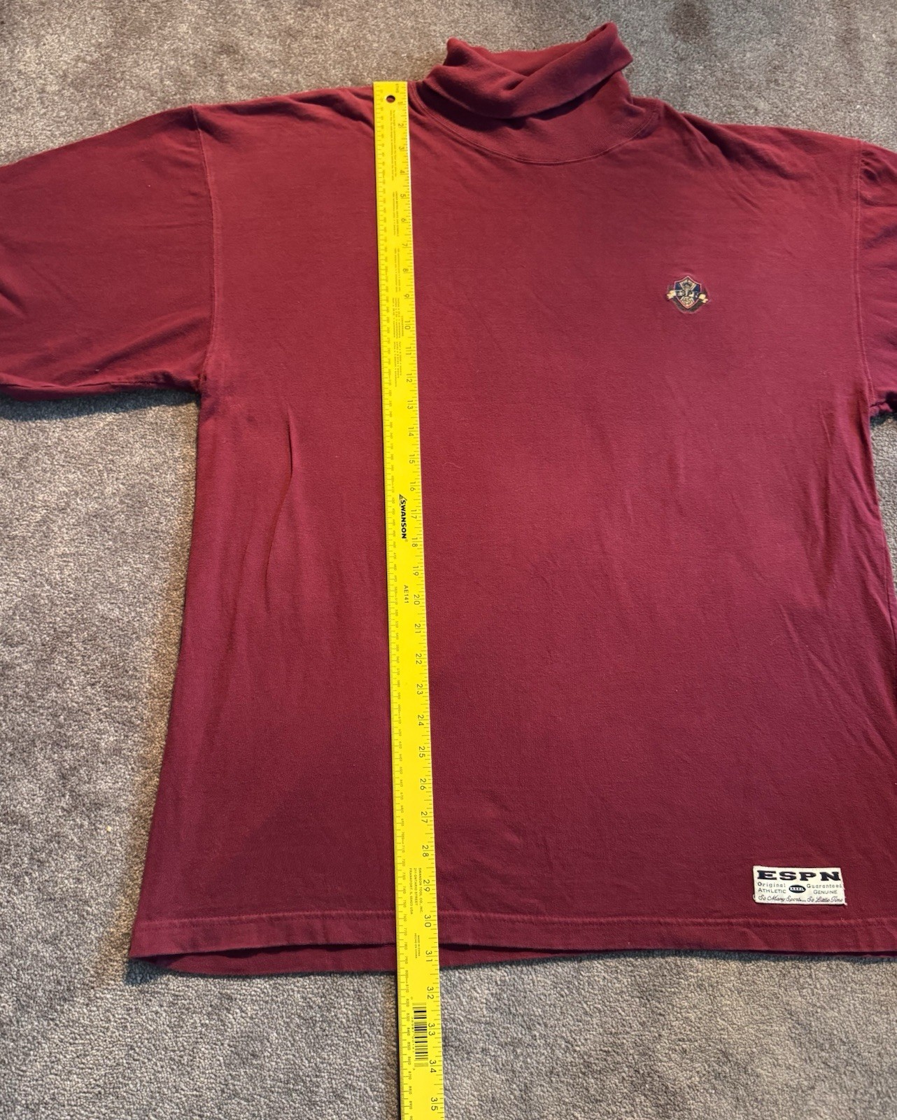 VTG ESPN The Store Turtleneck Sz L Red Sports TV Embroidered 90s gallery
