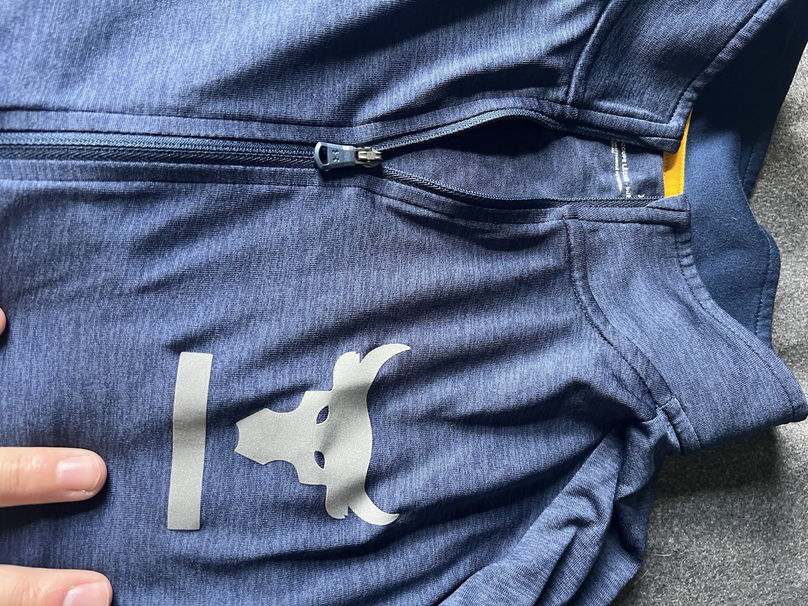 UA Project Rock Light Long Sleeve Half Zip XL gallery