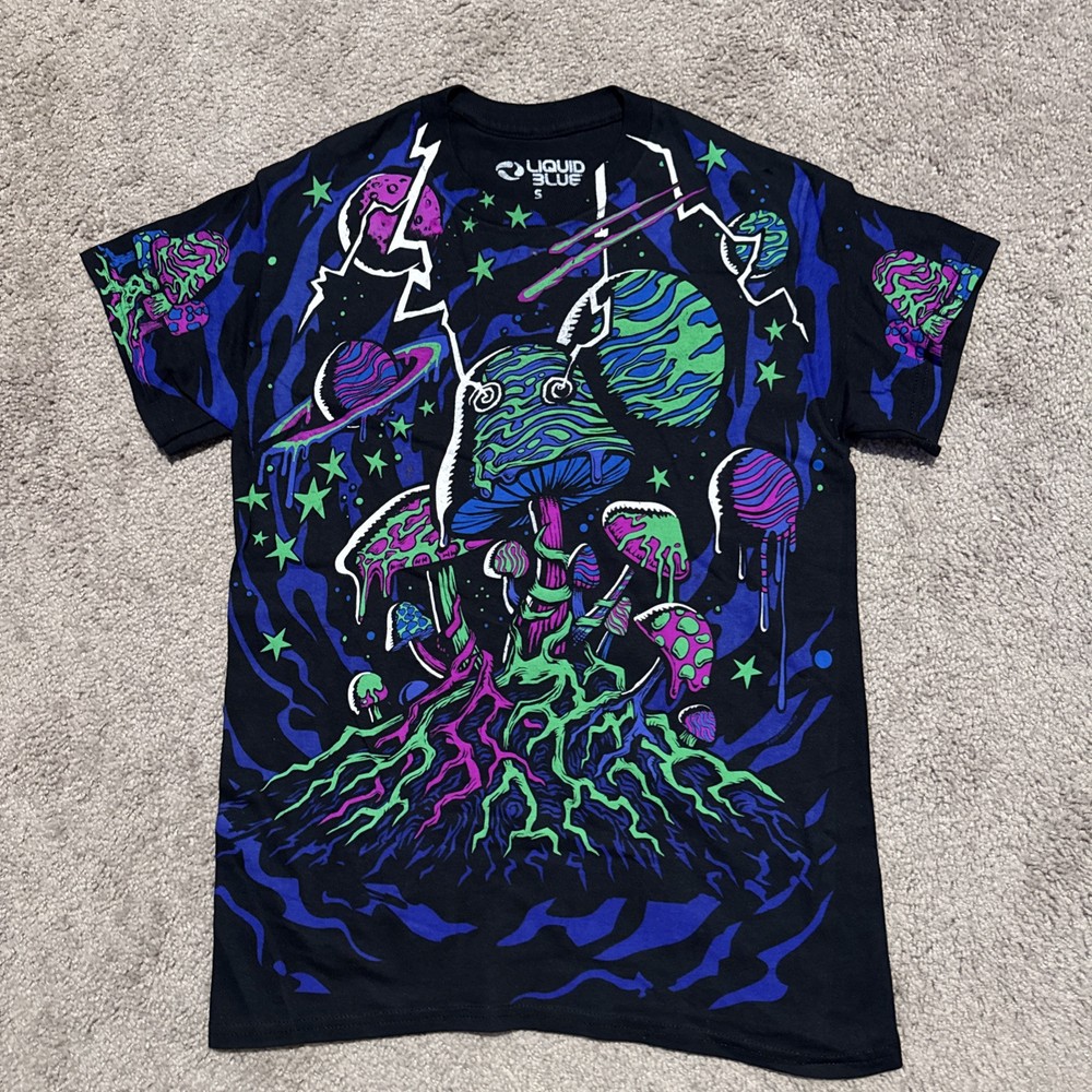 Liquid Blue Black Light Mushrooms Black T-Shirt, Brand New, Men’s Size S