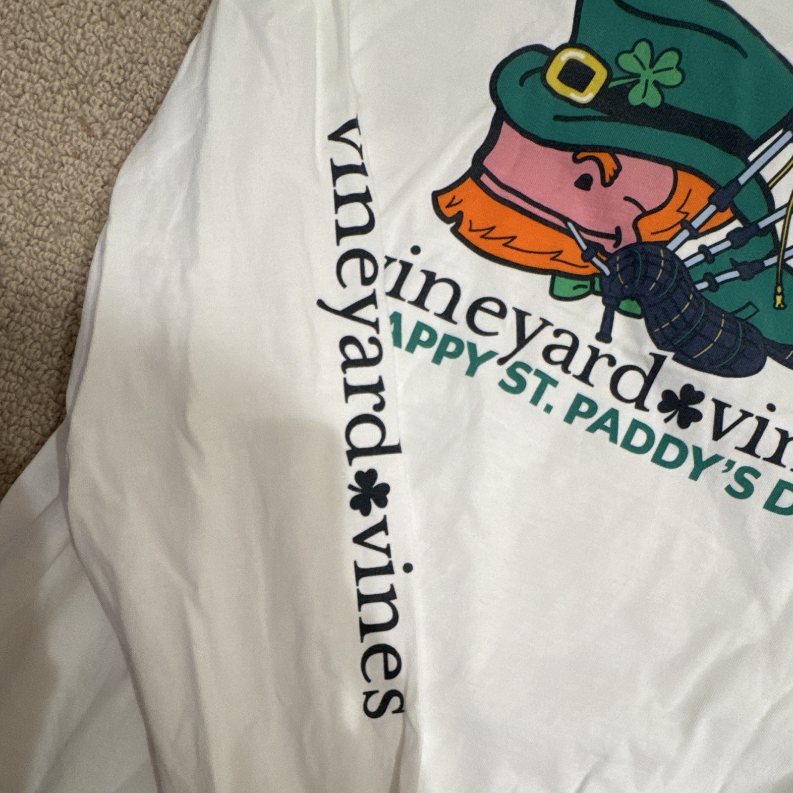 Vineyard Vines Kids XL White Long Sleeve Pocket Whale St. Patrick's Tee gallery