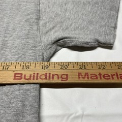 Champion Logo T-Shirt Men’s Medium Gray Hip Hop Hipster Vintage Sportswear Y2K