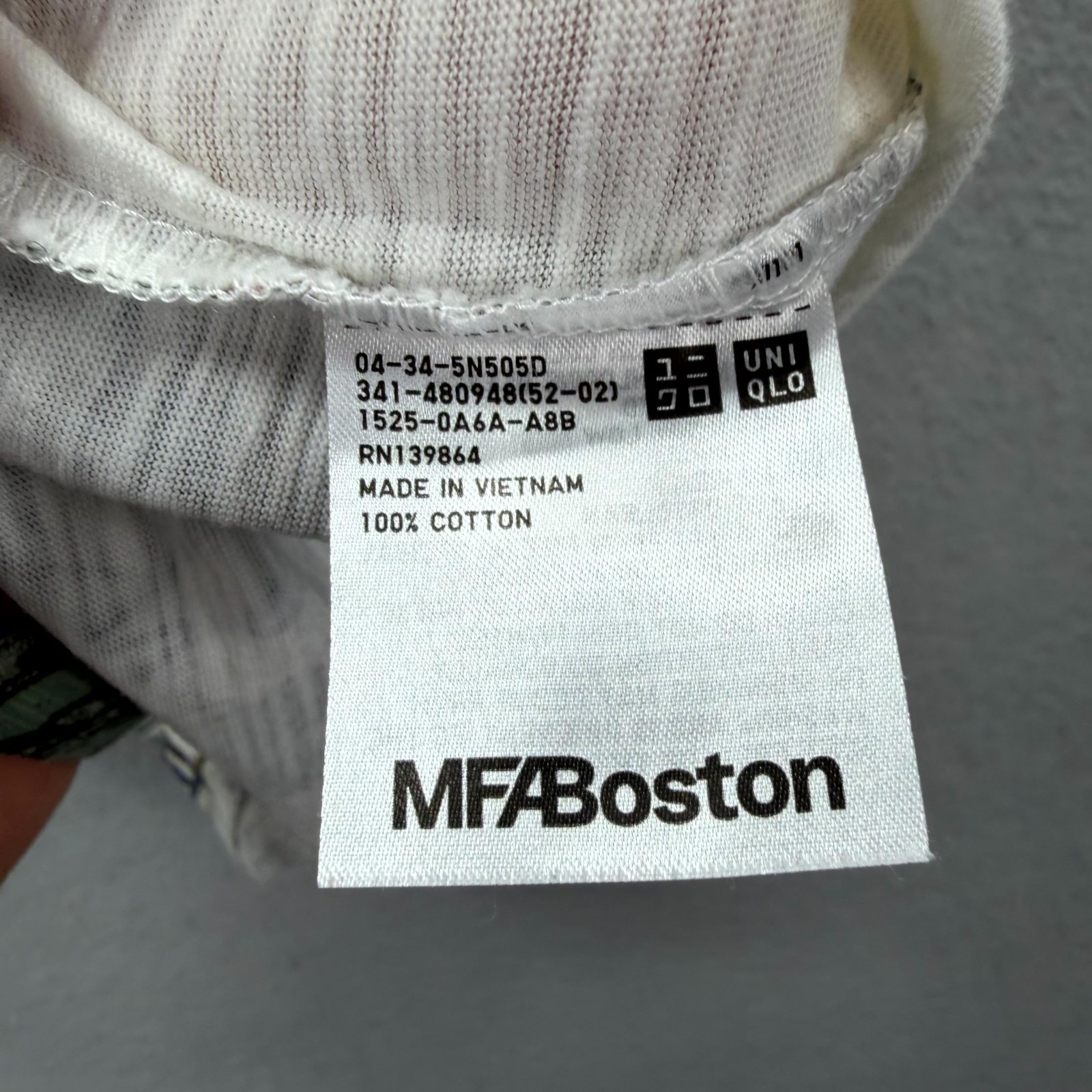 Uniqlo UT x Museum of Fine Arts, Boston T-Shirt Mens M White Graphic Crew Neck gallery