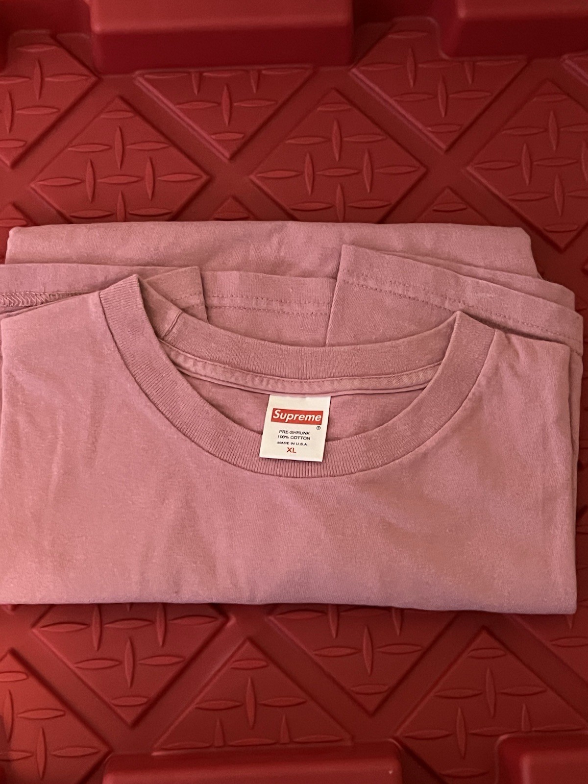 Supreme Strawberry T-shirt Rose XL SS16 Rare gallery