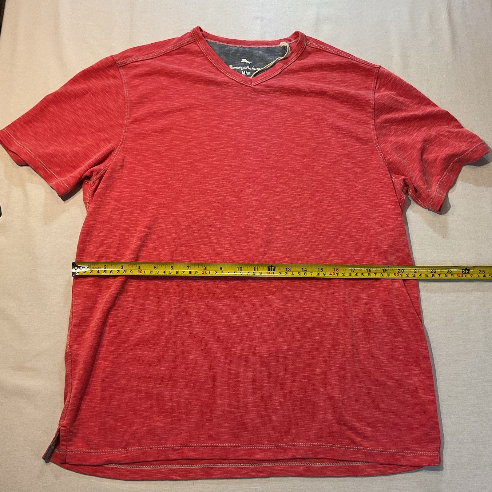 Tommy Bahama NWOT Men's Heather Coral V Neck Short Sleeve T-Shirt Size M Soft gallery