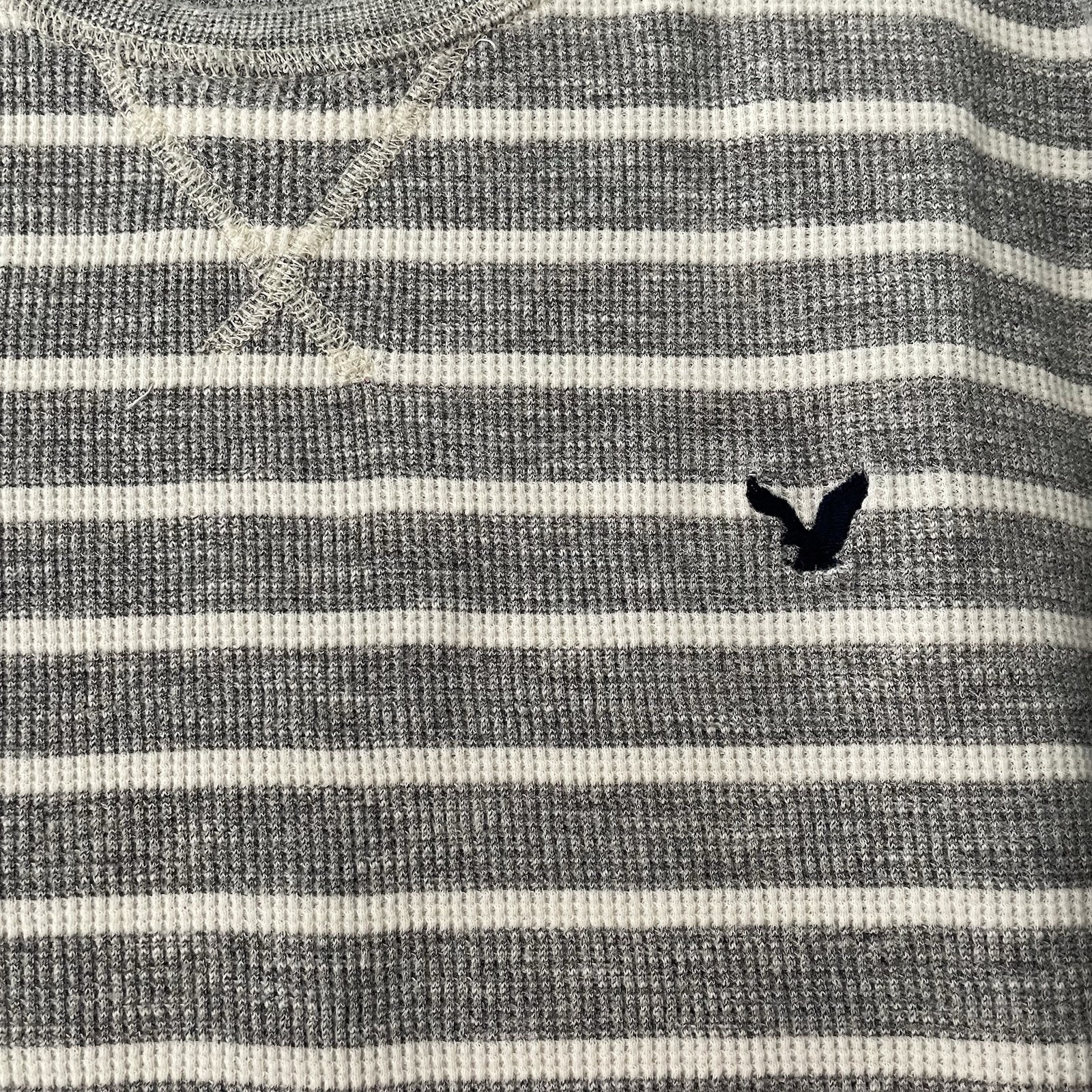 American Eagle Outfitters Slim Fit Men Large Gray Warm Thermal Waffle Knit Shirt gallery