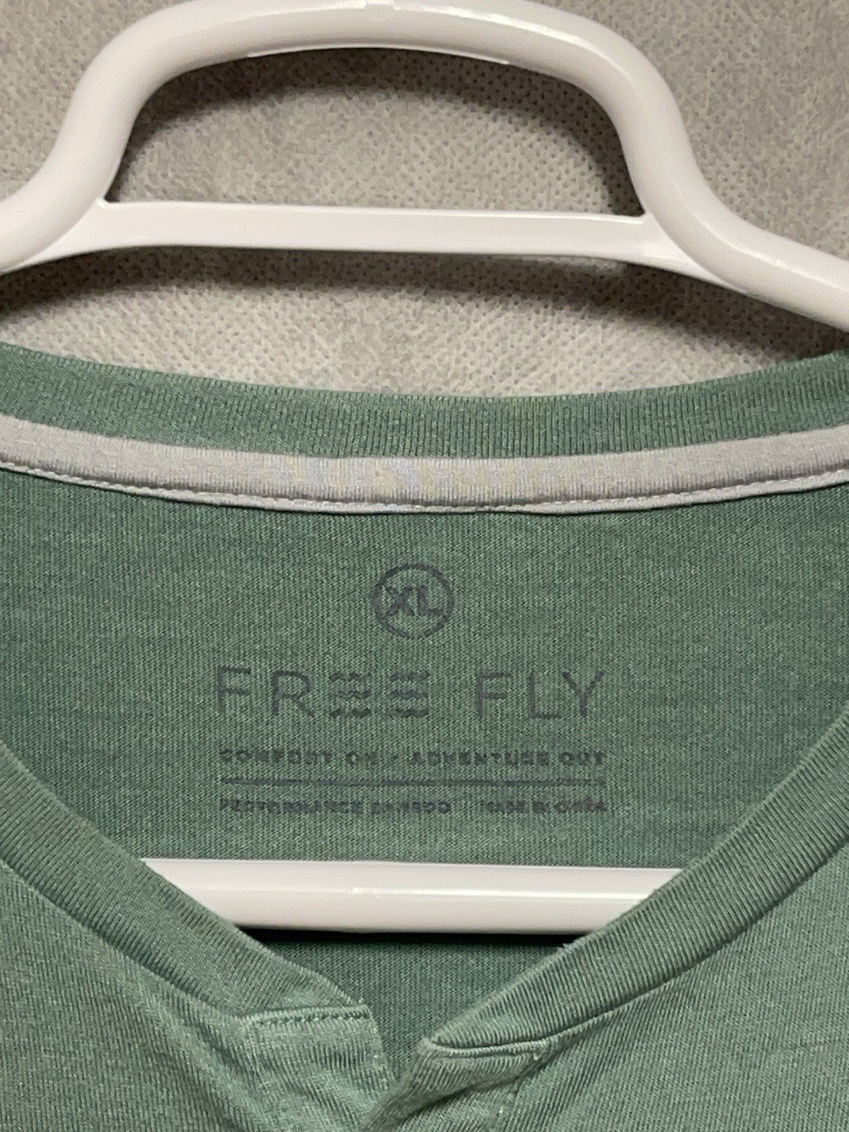 FREE FLY Shirt Men XL Green Henley Performance Bamboo Active Workout Gym Tee gallery