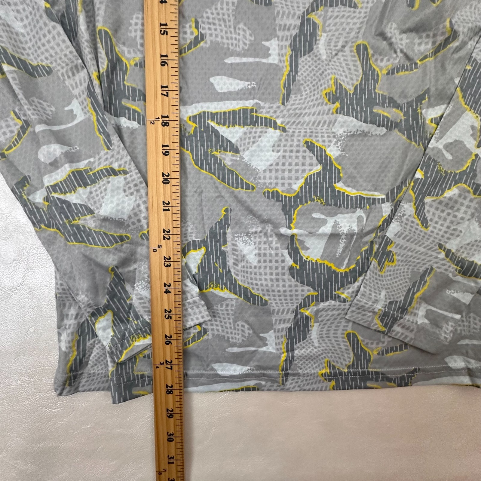 Lot Of (2) AFTCO T Shirts Mens Small Gray Blue Aftech Fishing Camo Outdoors Hike gallery