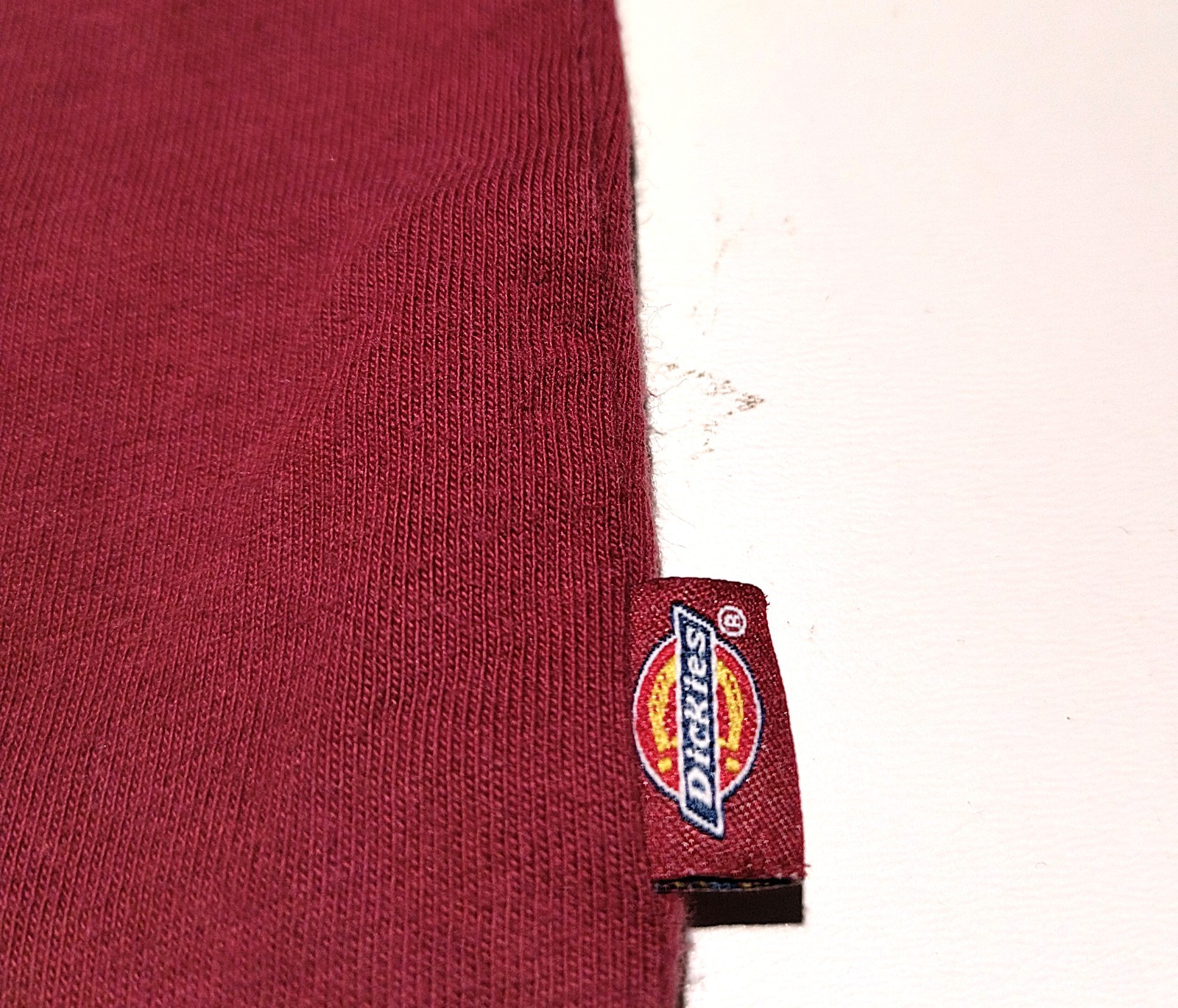 Dickies T-Shirt M Red Burgundy Classic Horseshoe Graphic Logo Cotton Tee Mens gallery