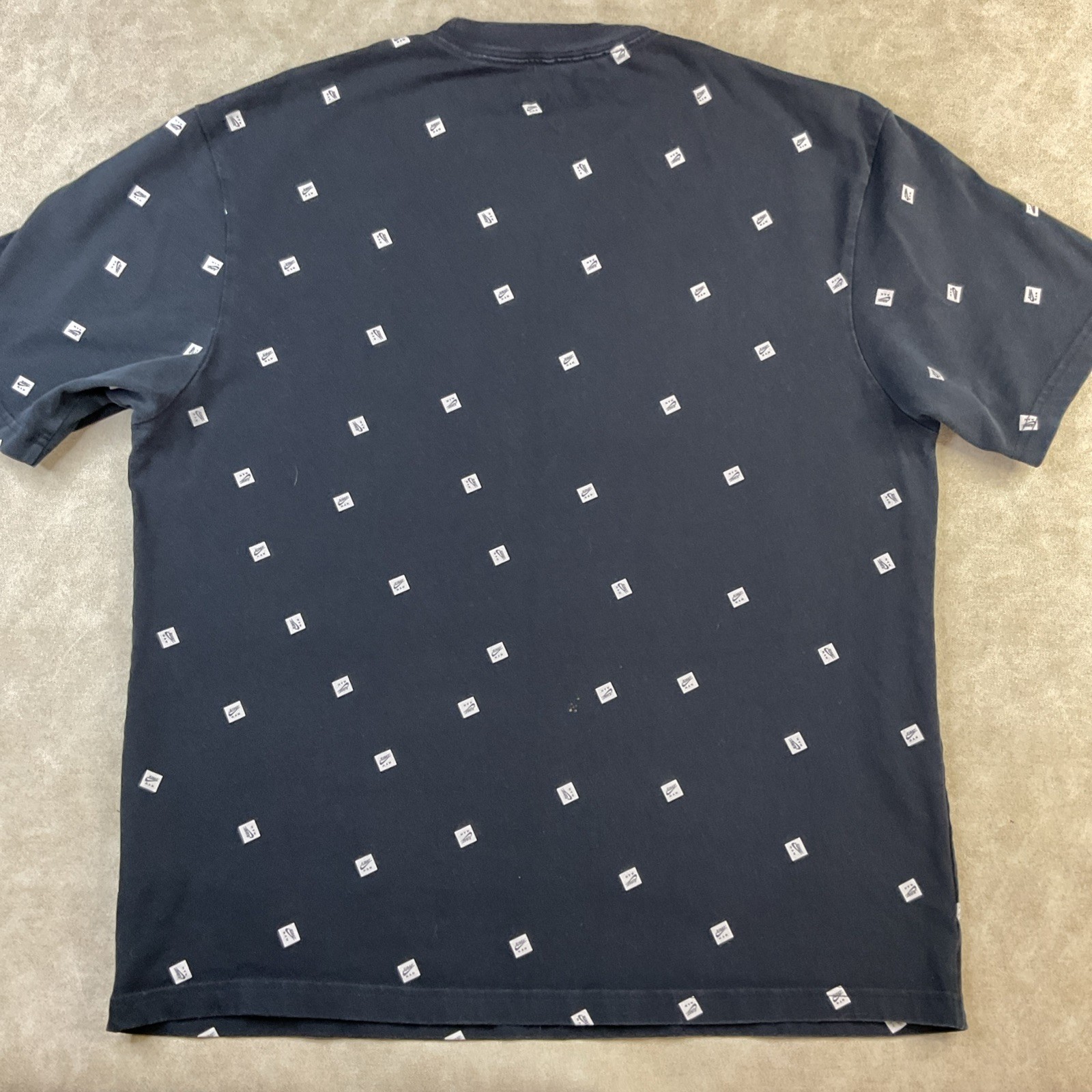 Nike Air Jordan T-Shirt Men Sz L AOP Graphic Tee Short Sleeve Crew Sportswear gallery