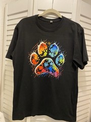COLORFUL PAINT SPLATTER Unisex “Paw Print on T-Shirt” Size Medium Black NEW