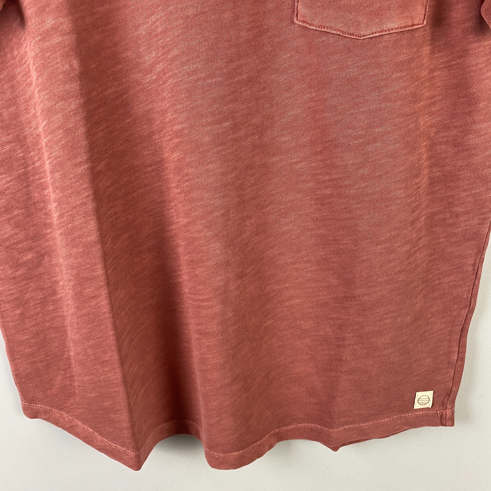 Marine Layer Tee Mens Size M Vintage Heavy Slub Pocket Rust Red Short Sleeve gallery