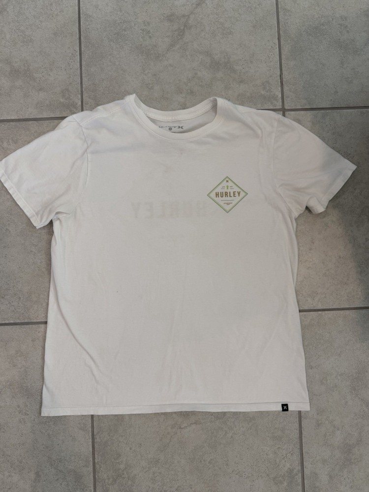 Hurley Men’s Size Large White Short Sleeve T-Shirt With Square Hurley Logo