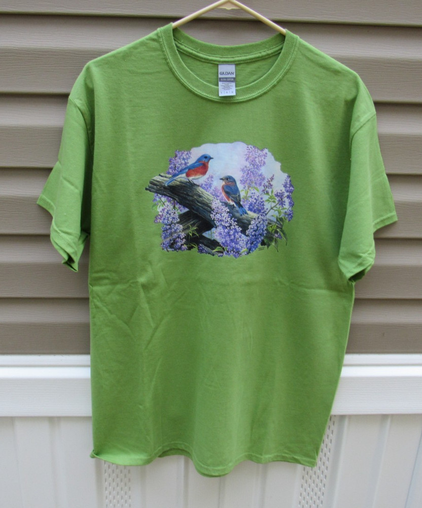 NEW Spring Courting bluebirds short sleeve olive green T-shirt – Large