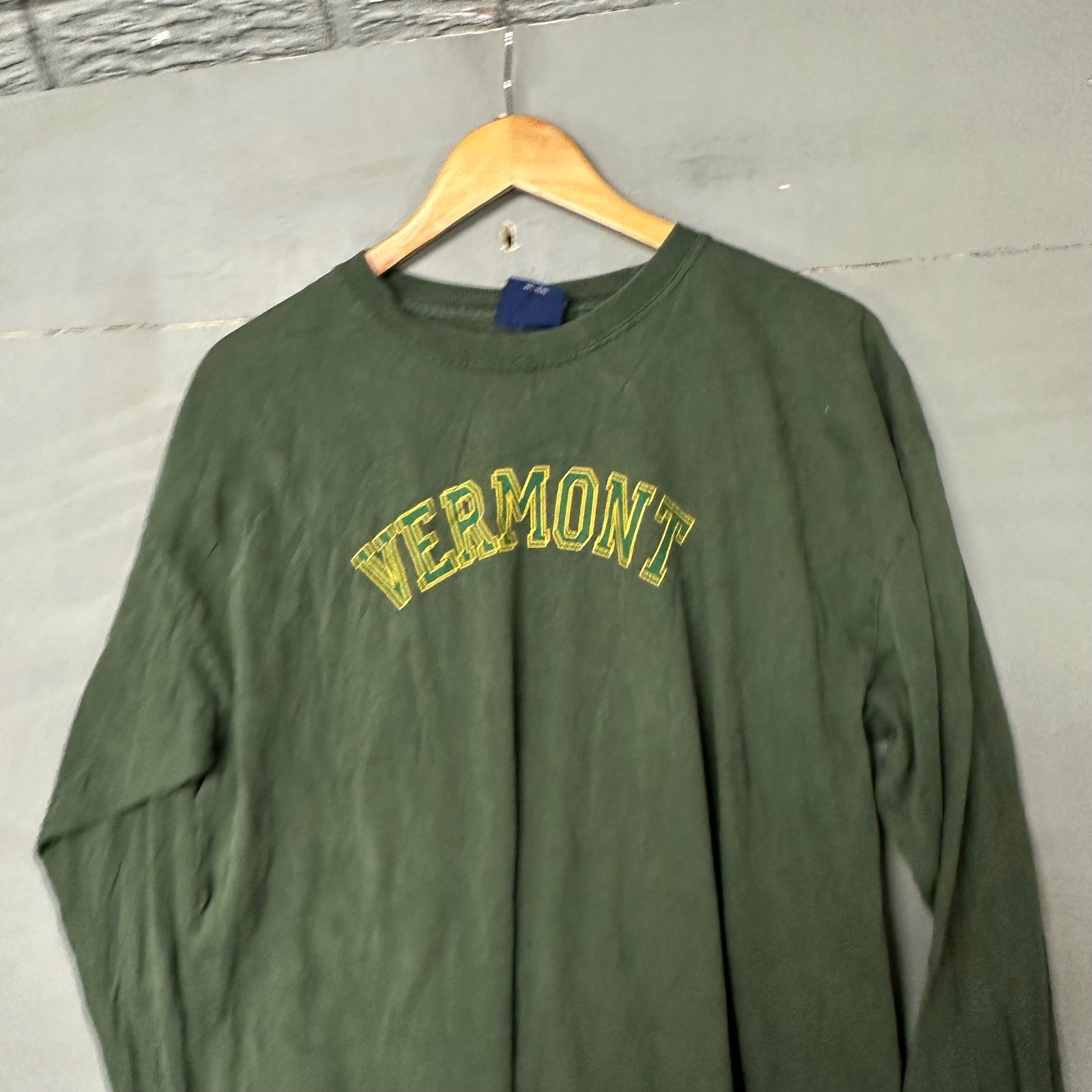 MV Sport Vermont Long Sleeve T-Shirt Mens XL Forest Green Embroidered Graphic gallery
