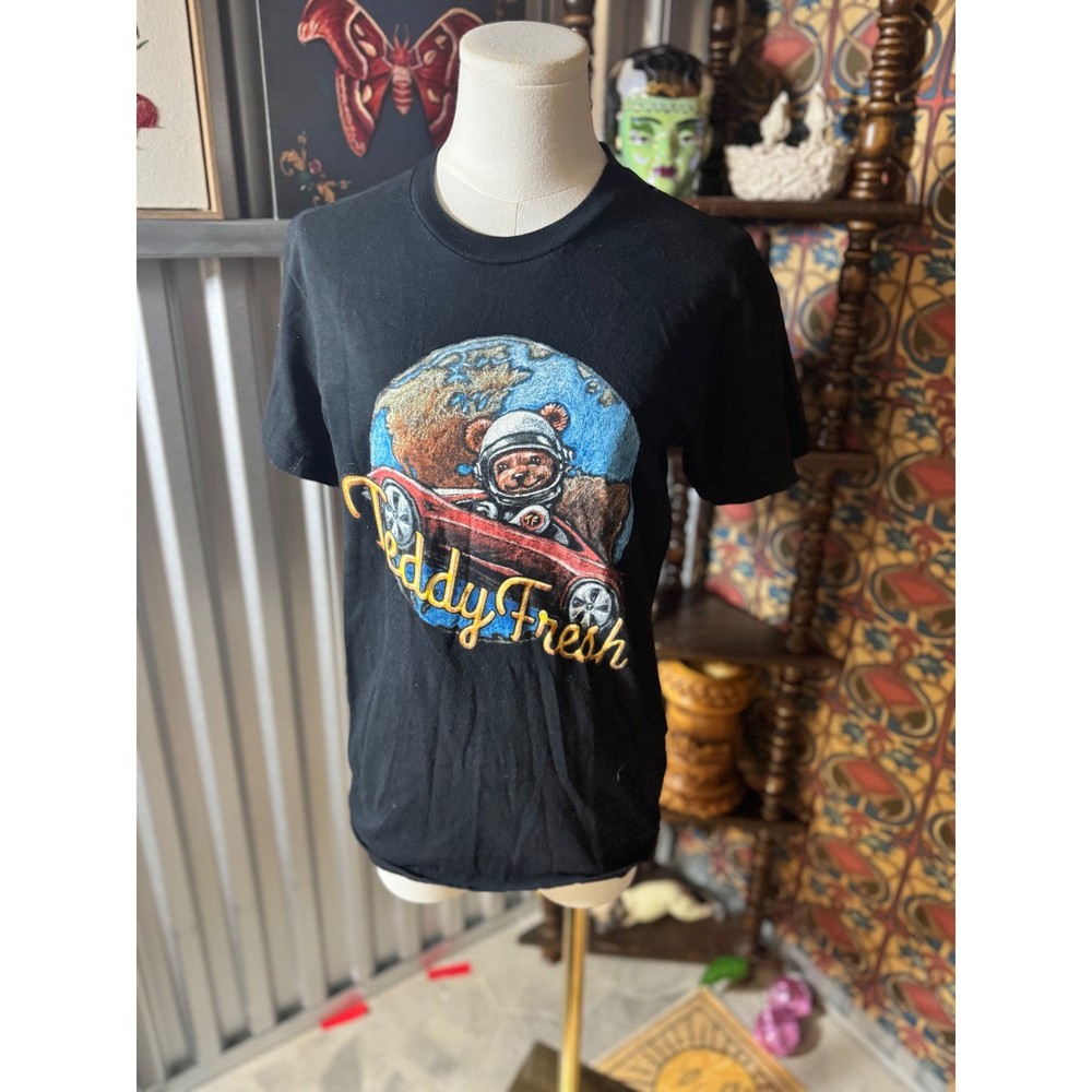 Teddy Fresh T-Shirt Small Black Bear Astronaut Car Graphic Tee 2020