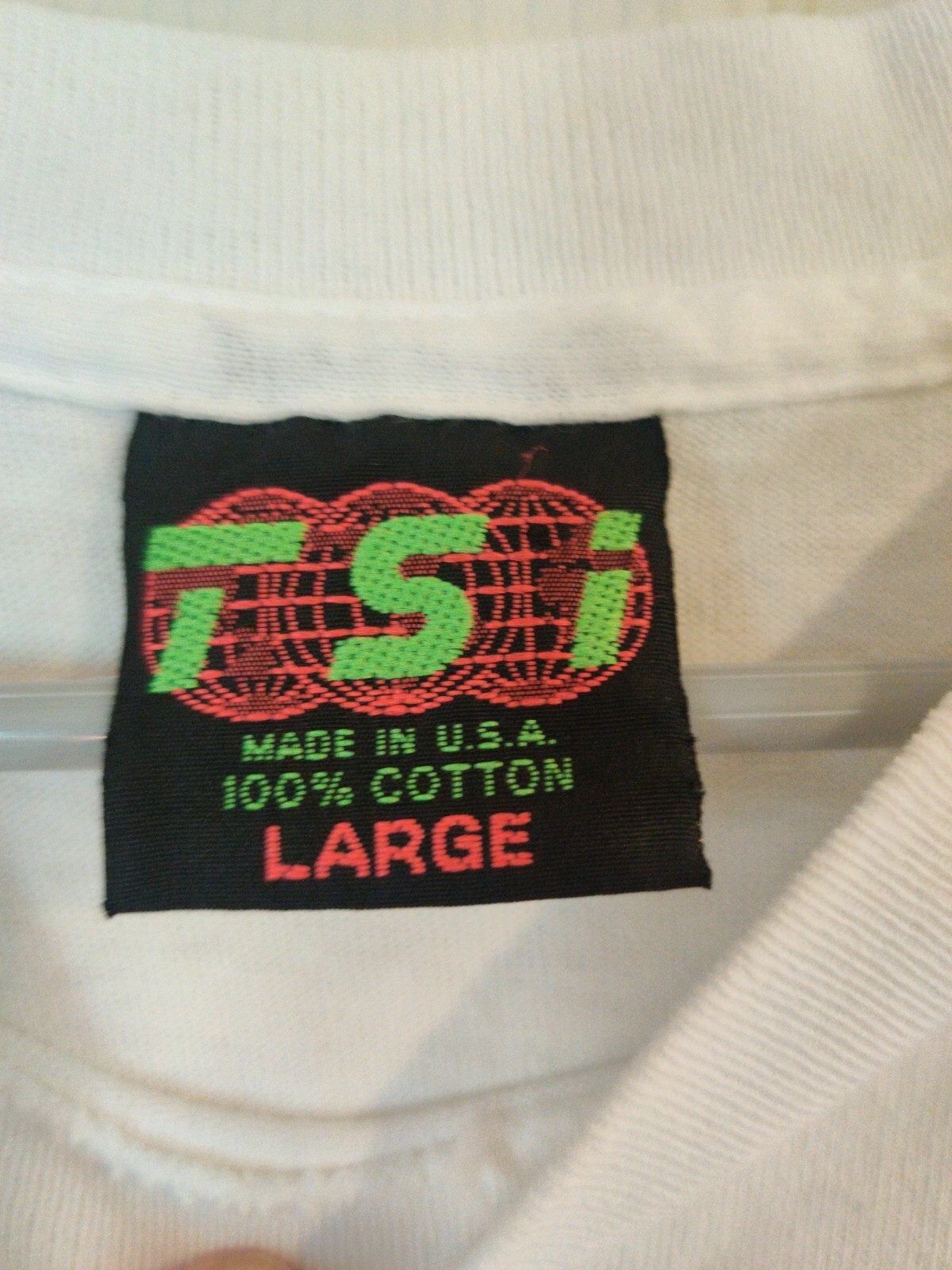 TSI Worlds Greatest Mom T Shirt Made In USA Single Stitch size large flaw read gallery