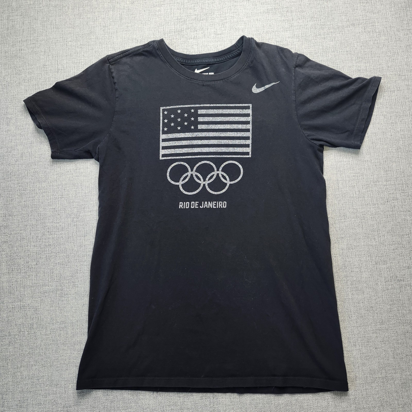 Nike Tee Shirt Adult Small USA Olympic Team Rio De Janeiro US Flag 2016 Black