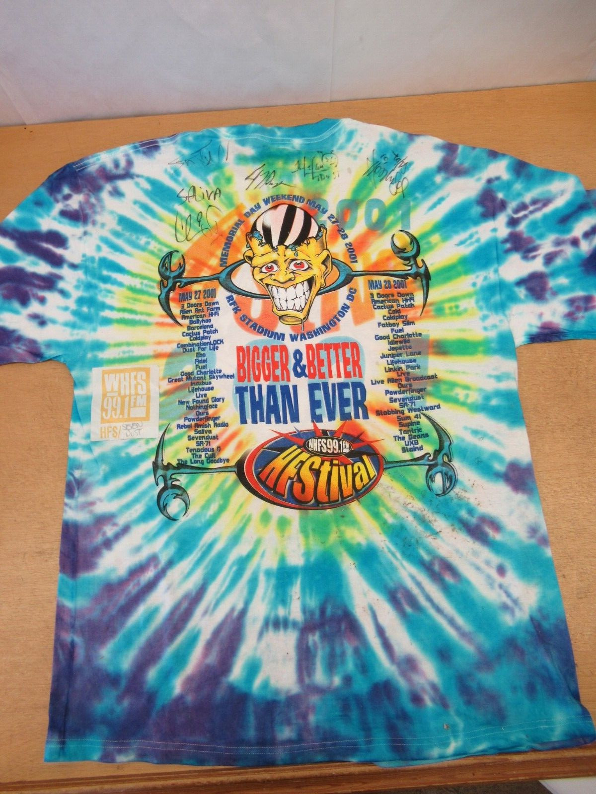 2001 HFStival WHFS99.1FM Tie Dye XL T-shirt Signed by Bands Seven Dust, Saliva +