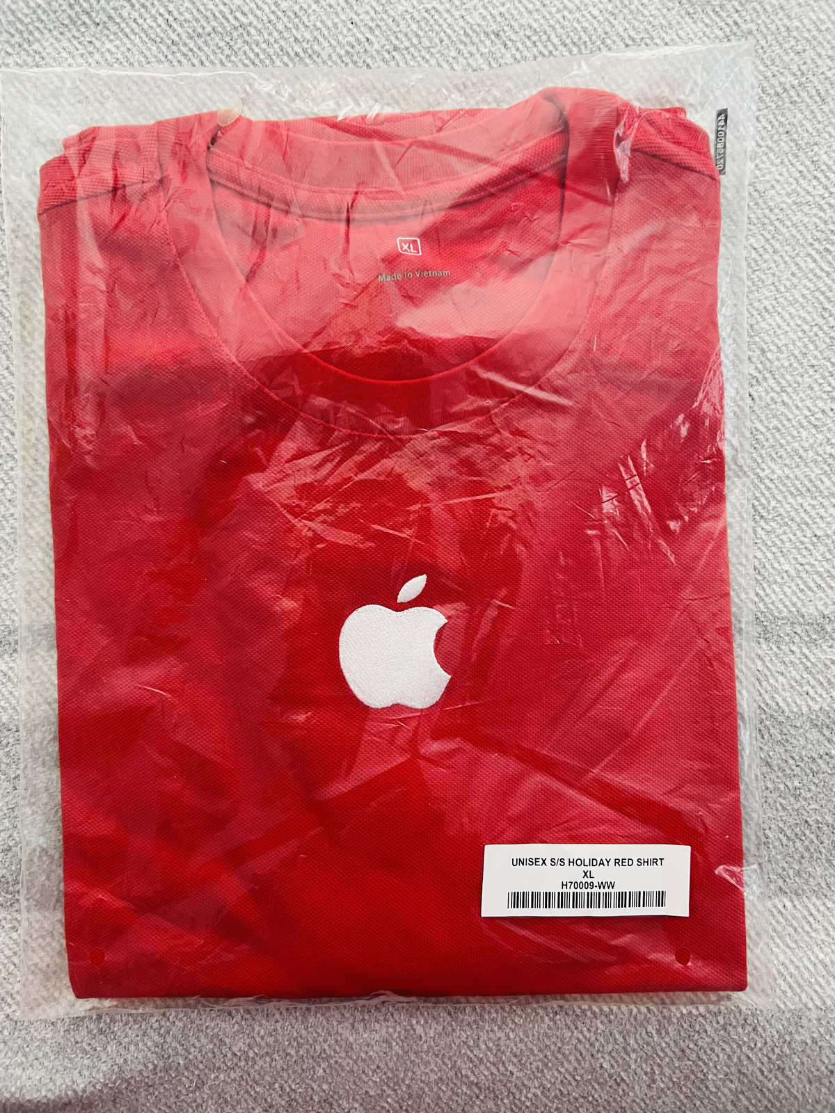 Apple Store Employee Red Unisex SHORT SLEEVE Shirt SIZE XL Embroidered Logo NEW gallery