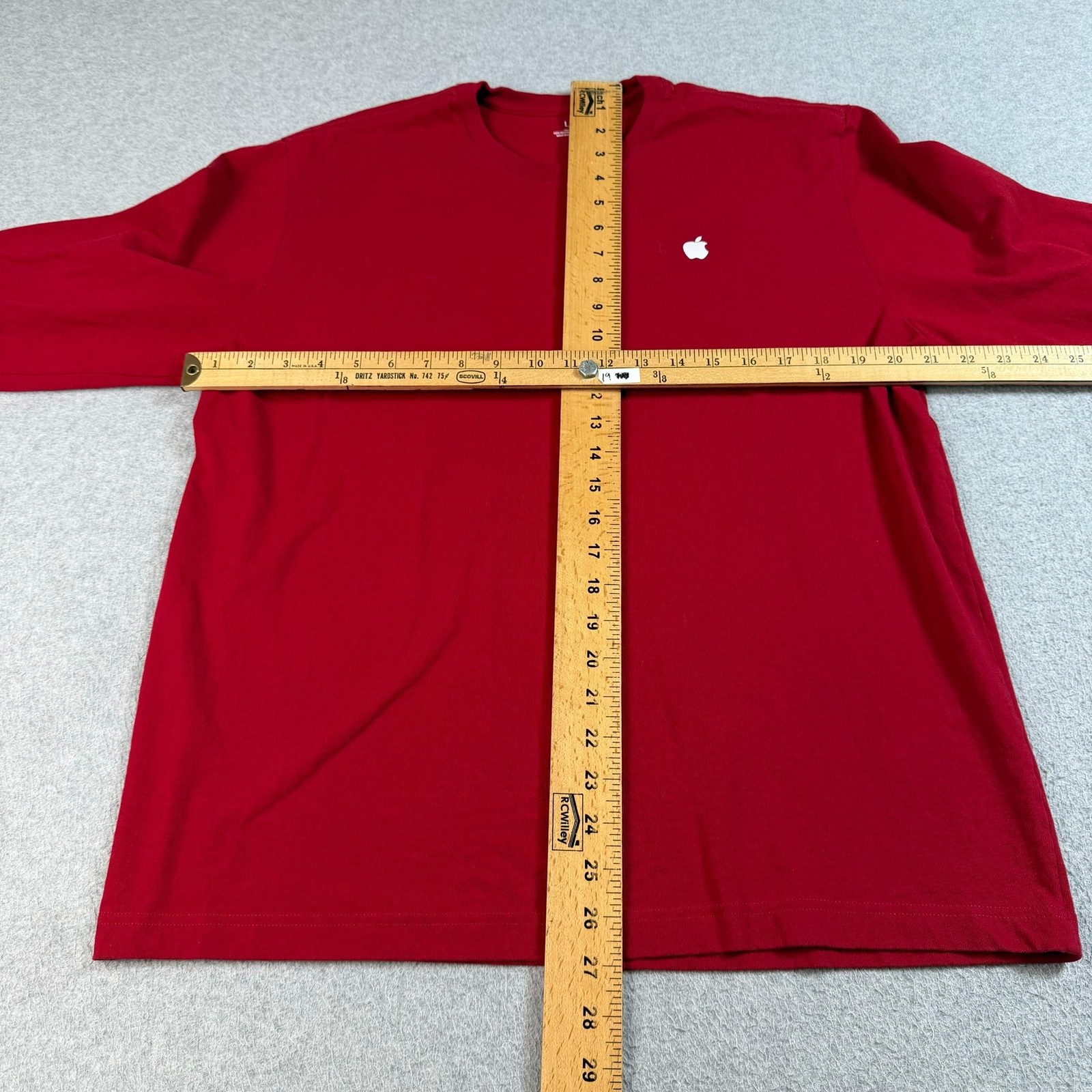 Apple Shirt Mens Large Red Long Sleeve Apple Logo Tee Tagless Crewneck Top Comfy gallery