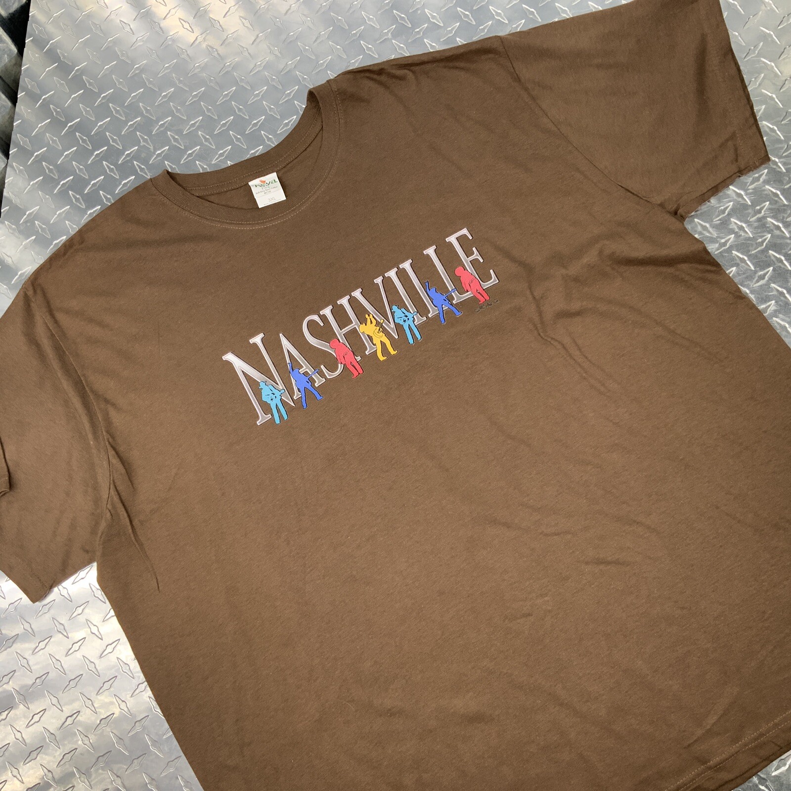 Nashville Country Shirt Size XL Soft Spun Cotton Brown Music Graphic T gallery