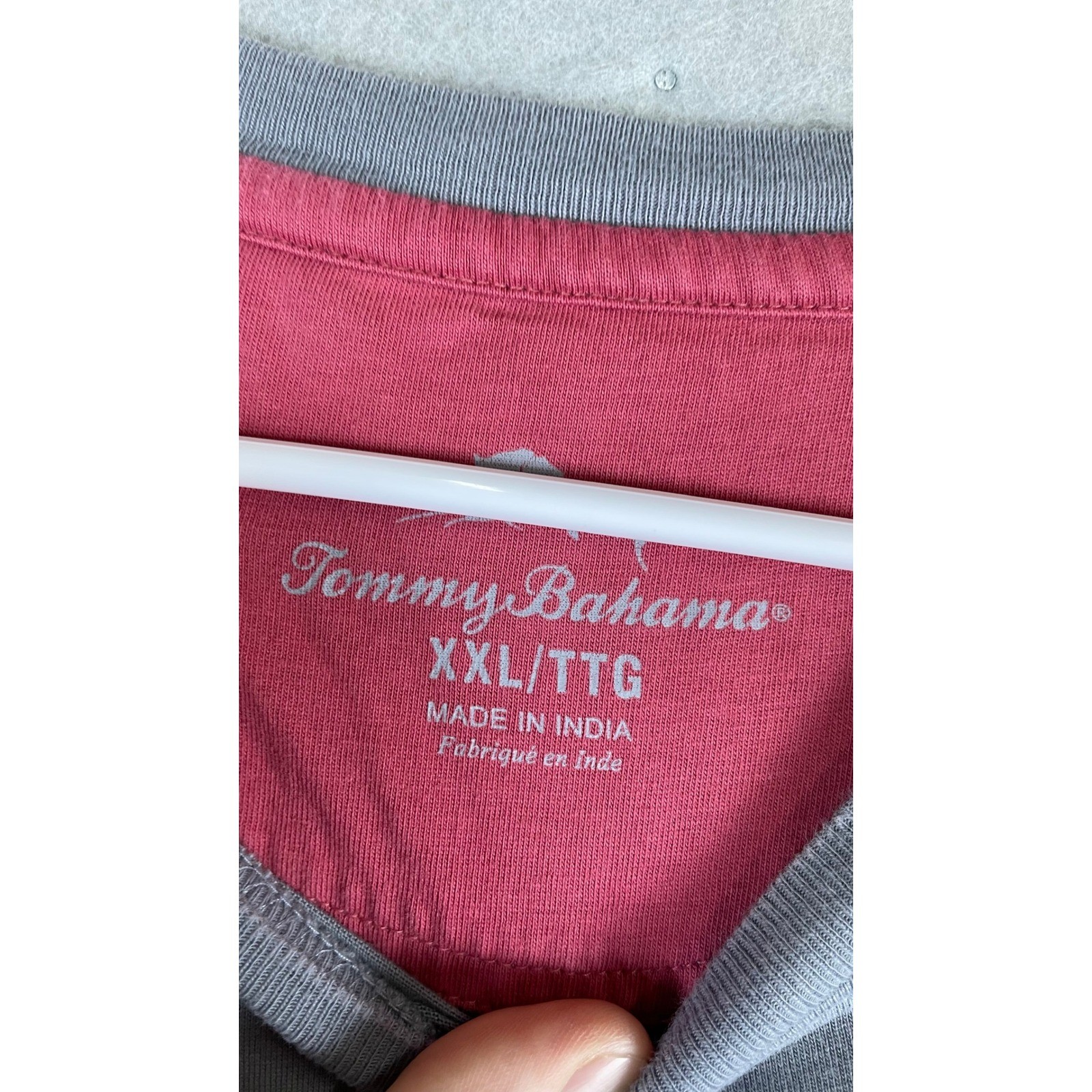 Tommy Bahama Pocket T-Shirt Mens XXL Gray Excellent Short Sleeve Marlin Logo gallery