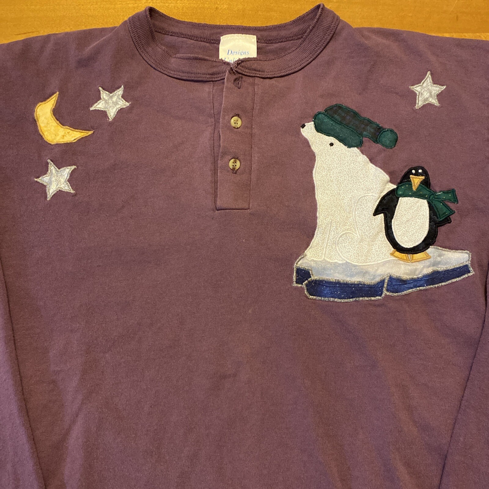Vintage Men’s Henley Size XL Winter Scene Design Polar Bear Penguin See Pics