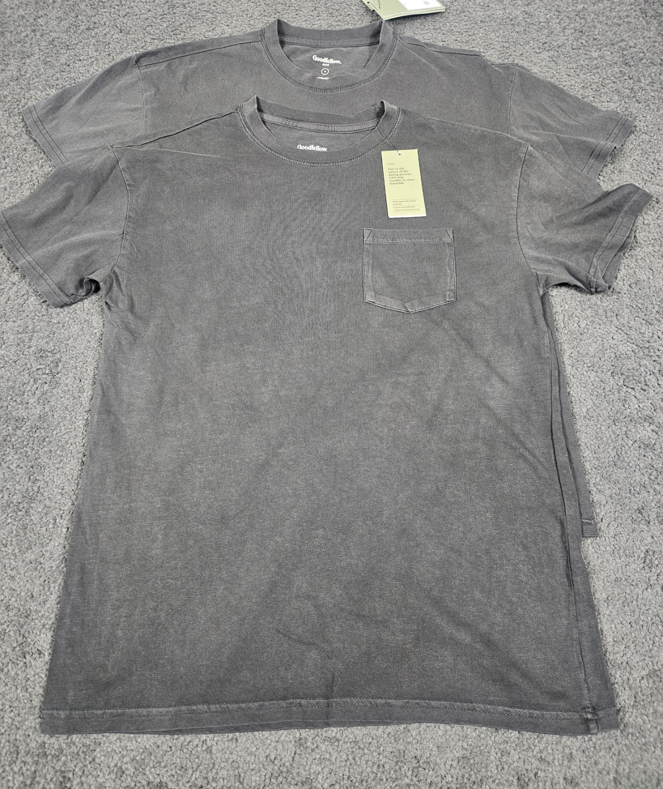 Men's Crew Neck T Shirt 2 PK Medium Black Charcoal Pocket Relaxed Fit Goodfellow gallery