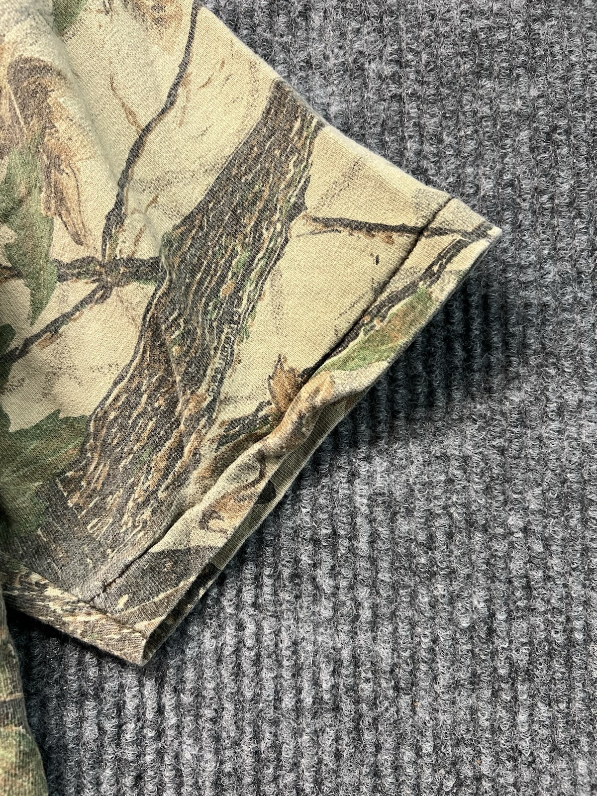 Vintage Realtree Camo Single Stitch T Shirt Size Large Made In USA Hunting gallery