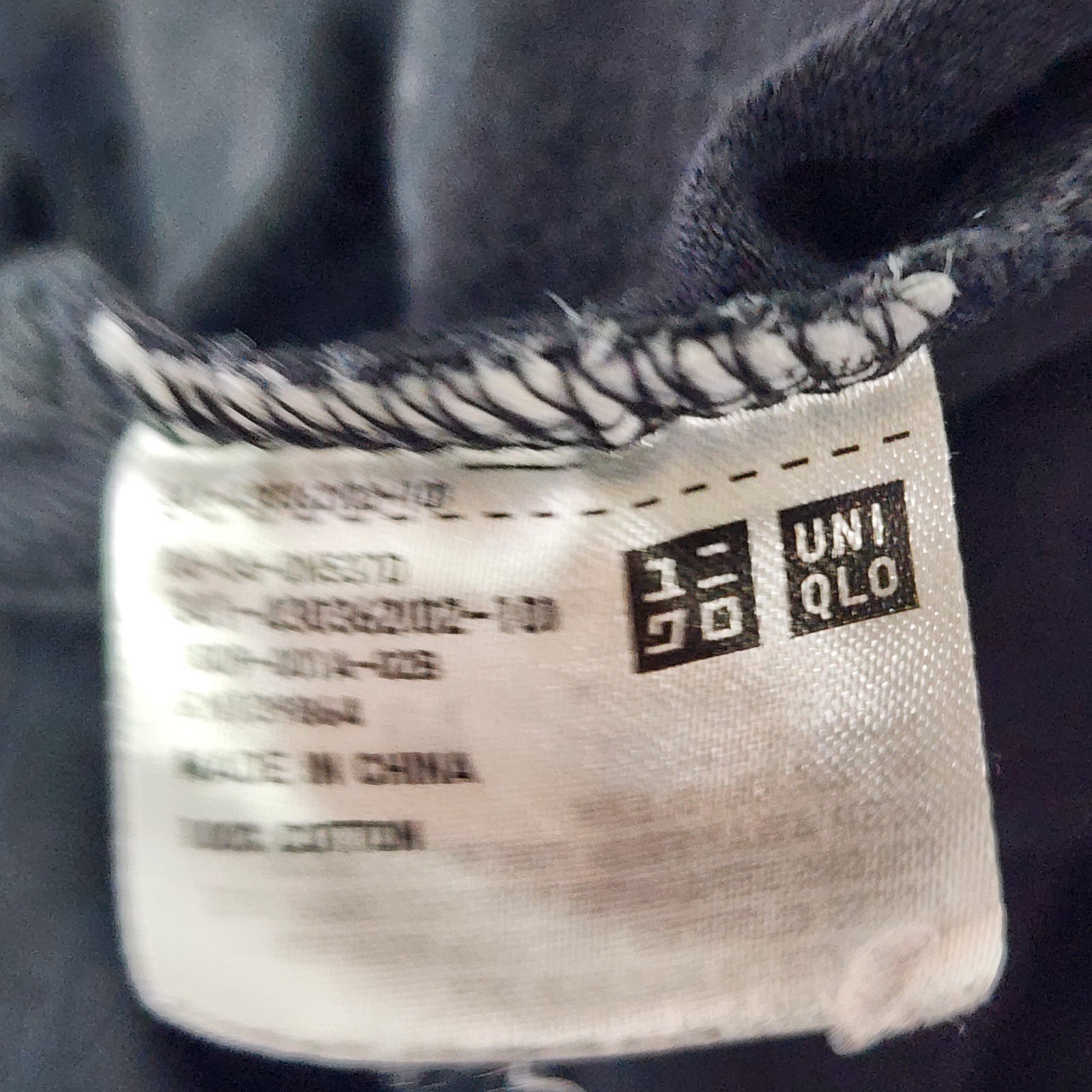 UNIQLO UTGP MoMA Astronaut Boombox Graphic Tee Men’s Medium Black Space Shirt gallery