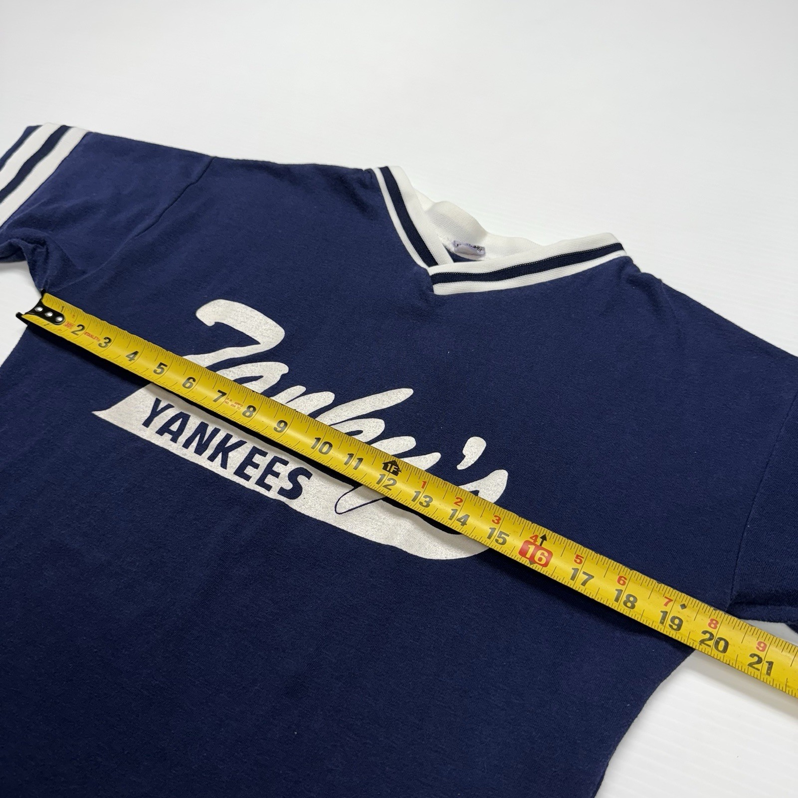 Vtg Tankys Yankees Spellout Logo Athletic V-Neck Mens Shirt L Blue Baseball gallery