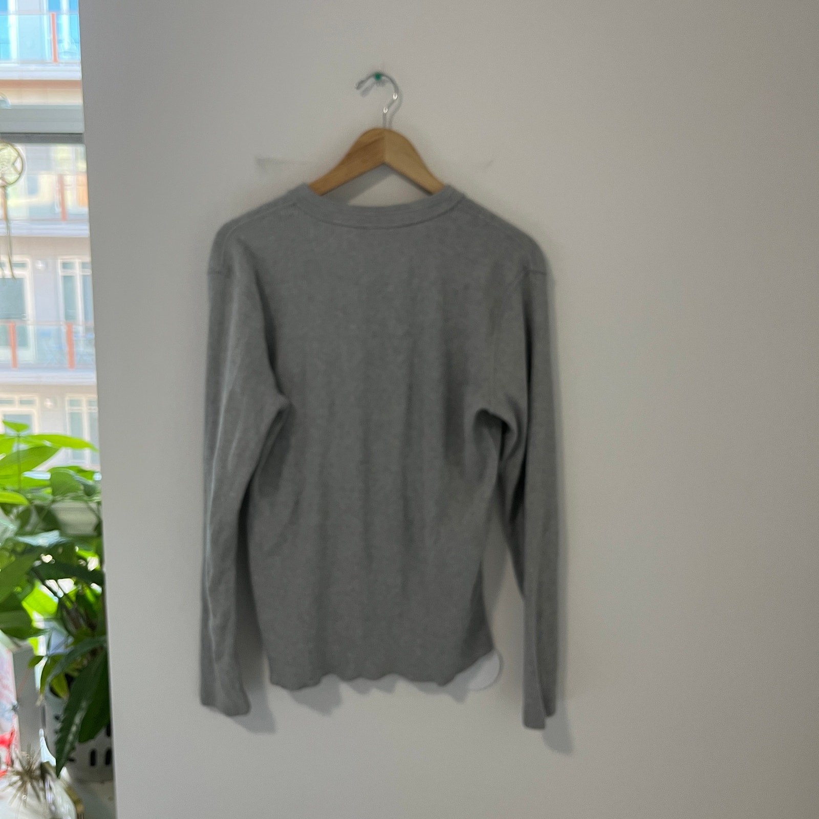 American Eagle Men's Gray Ribbed Long Sleeve Top Size Medium gallery