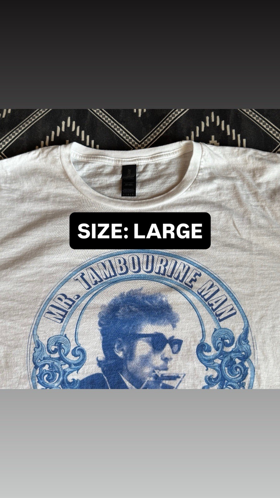 BOB DYLAN Mr. Tambourine Man Licensed Folk Rock T-Shirt 2022. LARGE Preowned NV gallery